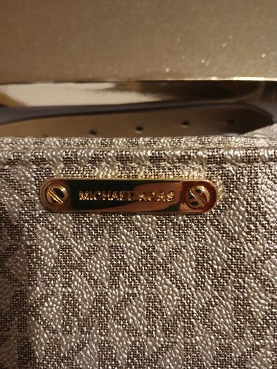 Michael Kors Bum Bag new in box Gold