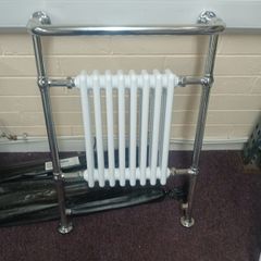 Bathroom towel radiator
