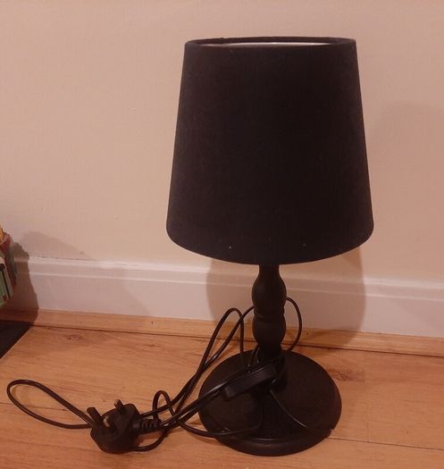 Table lamp