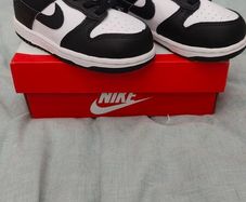 Brand new nike runners 7.5uk