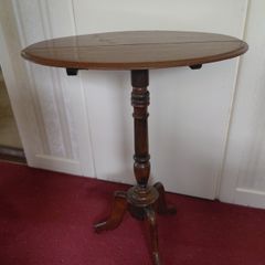antique tilt table