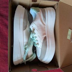 Trainers . New . Size 41eu