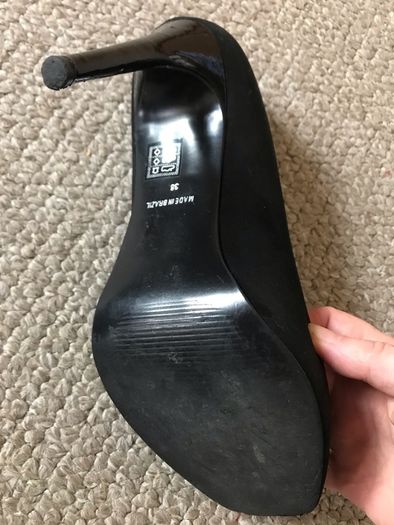 Bernie black high heels size 5