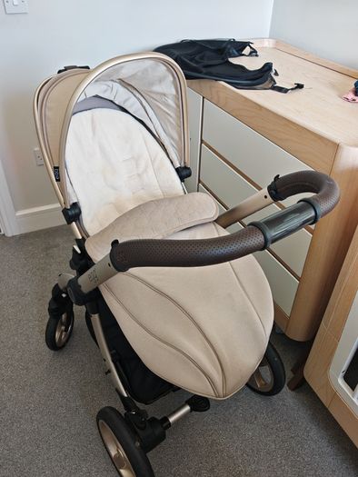 Egg2 travel system