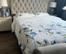 Bed set /furniture