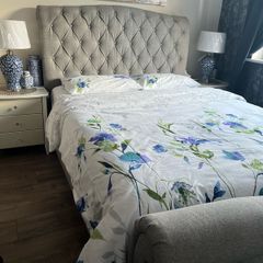 Bed set /furniture