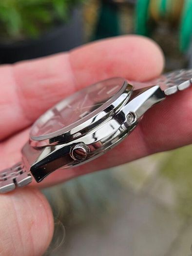Watch Ricoh Riquartz. Vibtage.