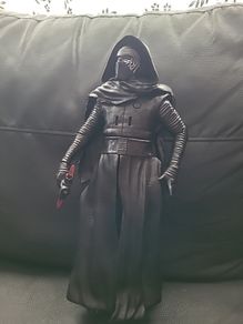 Disney Store Large Star Wars Talking Kylo Ren Aciton Figure Broken saber 14"