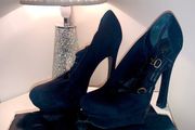 Black Suede Yves Saint Laurent Palais Bootie Platform Heel. Size 38