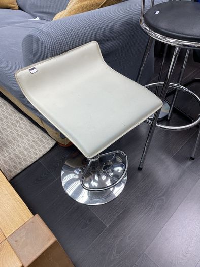 stool