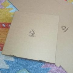 Lot of 10 pcs square flat ecommerce boxes eco friendly , postal shipping boxes eCommerce all brown double walled up eco-friendly size 30 x 30 x 4 cm