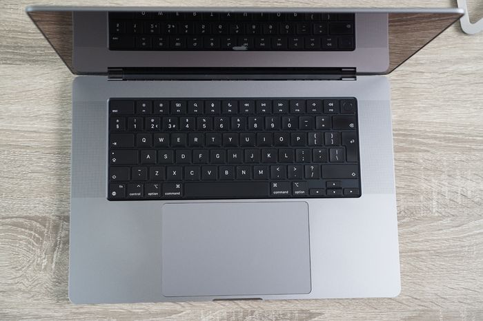 MacBook Pro 16" 2021 M1 Pro | 16GB | 512GB