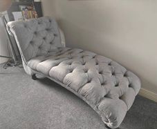 Chaise Lounge