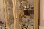 cabnet glass cabnet perfect condition.no marks or scratches nothing wrong with it need gone ASAP