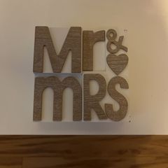 Small Mr & Mrs hanging canvas