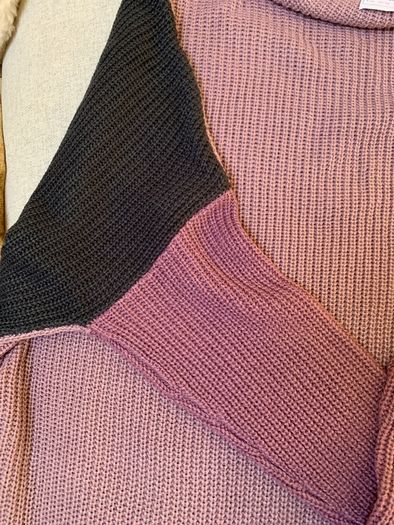 Oversized Jumper size 18/20 brand new