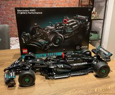 LEGO Technic 42171 Mercedes AMG