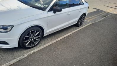 Audi RS4 Alloys V Spoke 19" with Full thread Matching tyres