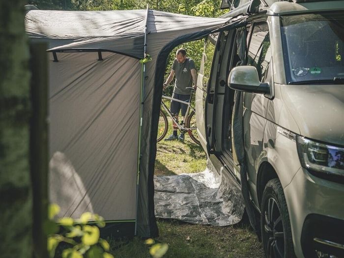 Outwell Fresno drive-away awning New