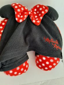 New Hat/neck zipped cushion tag attached