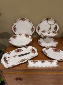 Royal Albert old country rose China