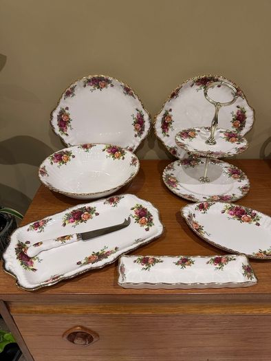 Royal Albert old country rose China