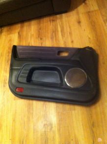 Lexus is200, 4x Very Good Black Door cards.