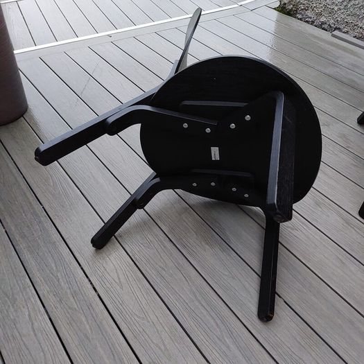 Coffee Table & Chairs