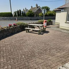 Outside Seating  + Pouring table