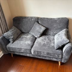 2 Seater Sofa - Excellent Condition