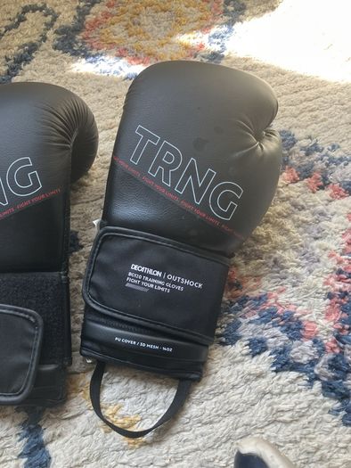 boxing glove black perfect condition
