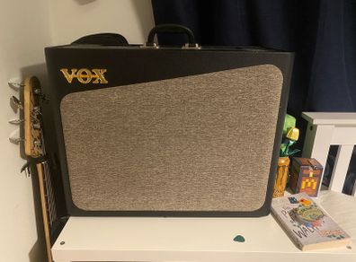 Vox Av60