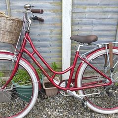 Women bike