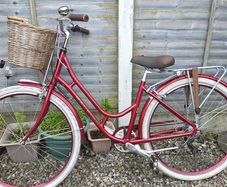 Women bike