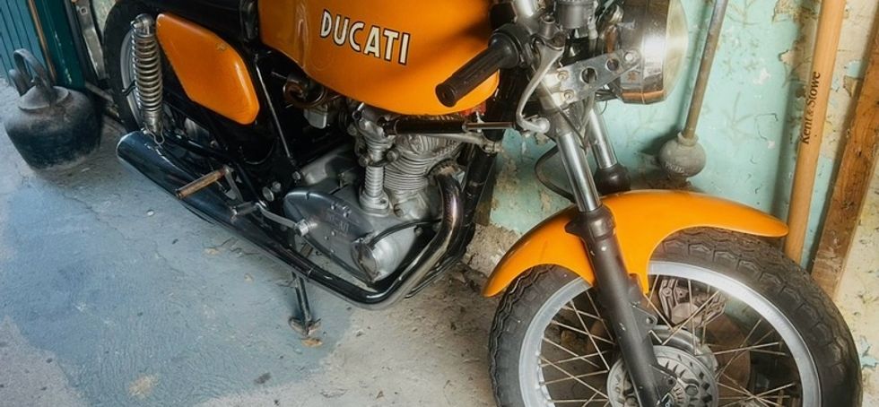 Ducati Desmo 250