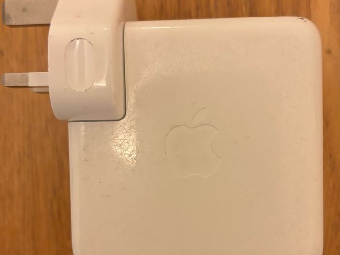 61W USB-C Apple Power Adapter