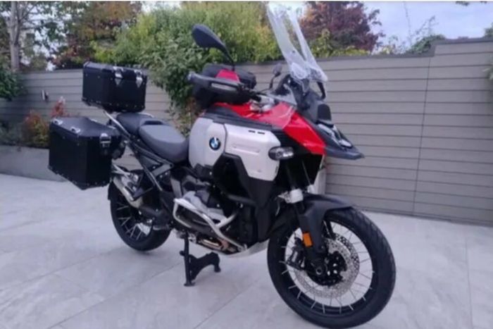 Update: 2025 R1300gsa  Adv