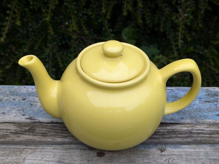 Tea pot