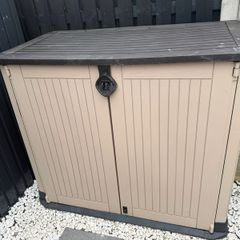 Keter Store 880L Garden storage box - Beige & brown