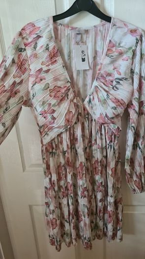 H&m Floral Dress Size M (nwt)
