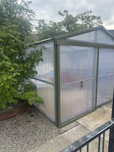 Garden Shed / Glass House