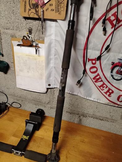 Crivit and Everlast door pull-up bars