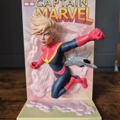 Captain Marvel 3D Comic Standee
