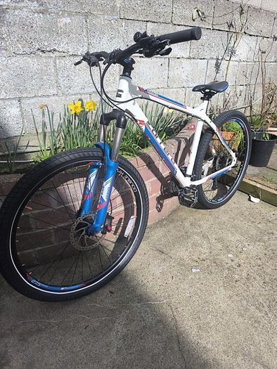 Carrera kraken with new parts
