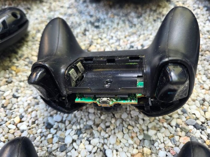 28 x Xbox One Controller Joblot (Free Post)