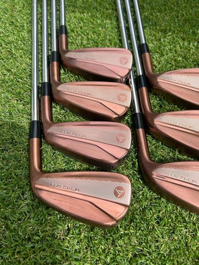 Two pieces Iron set