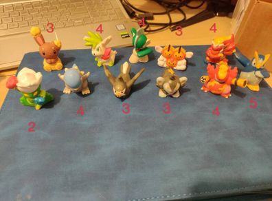 Pokemon Nintendo Bandai figure