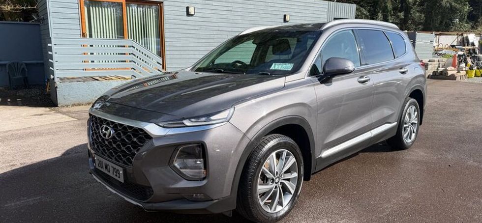 2020 Hyundai Santa Fe Exec Plus
