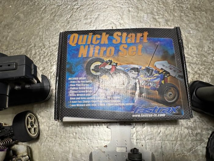 2x Rc 1/10 nitro car