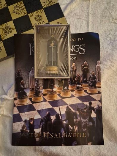 Lord Of The Rings Chess Board For Sale in Dublin 2, Dublin from Bernieciara